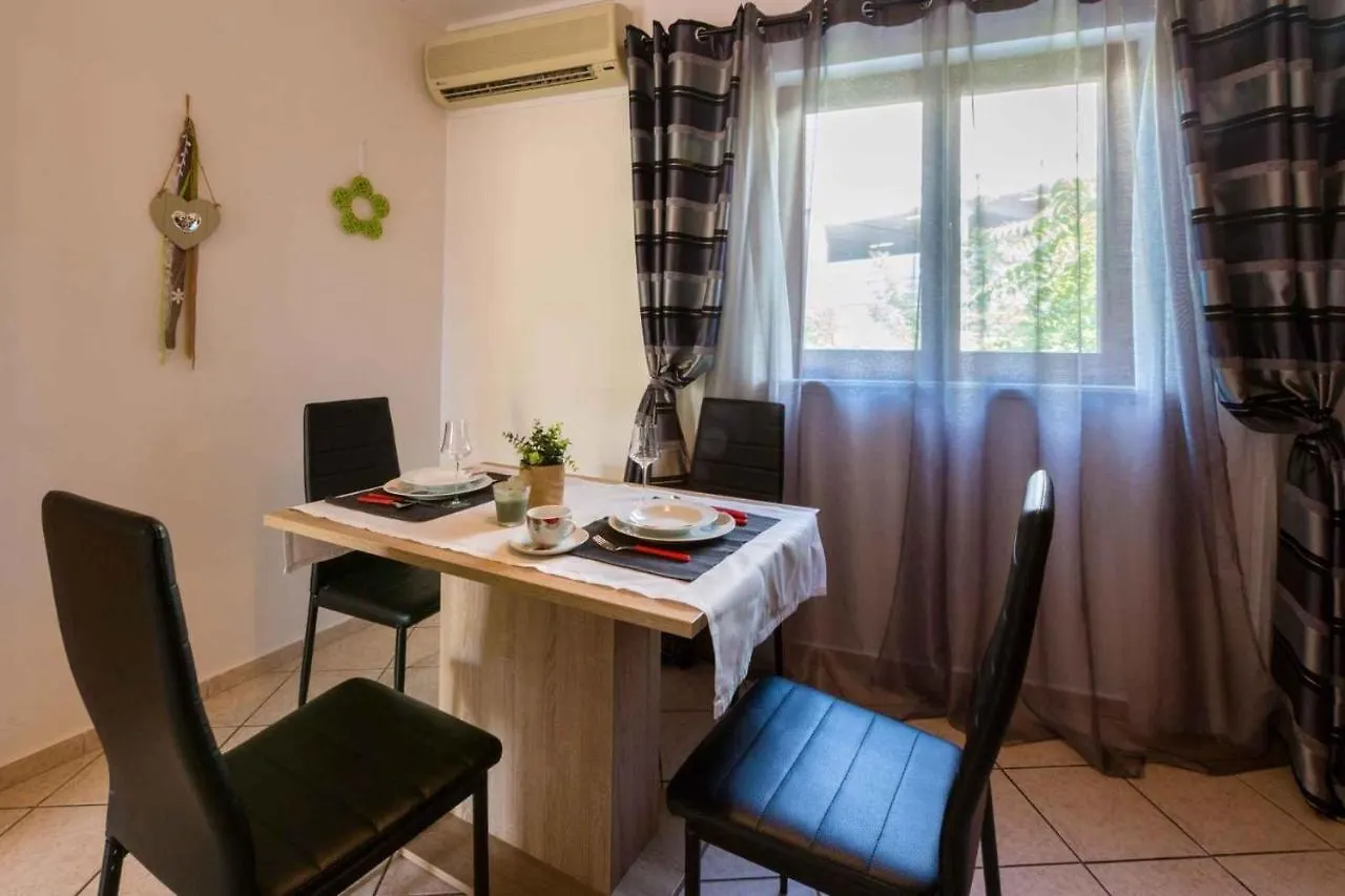 Two-Bedroom Apartment In Crikvenica Lxxxviii Dramalj