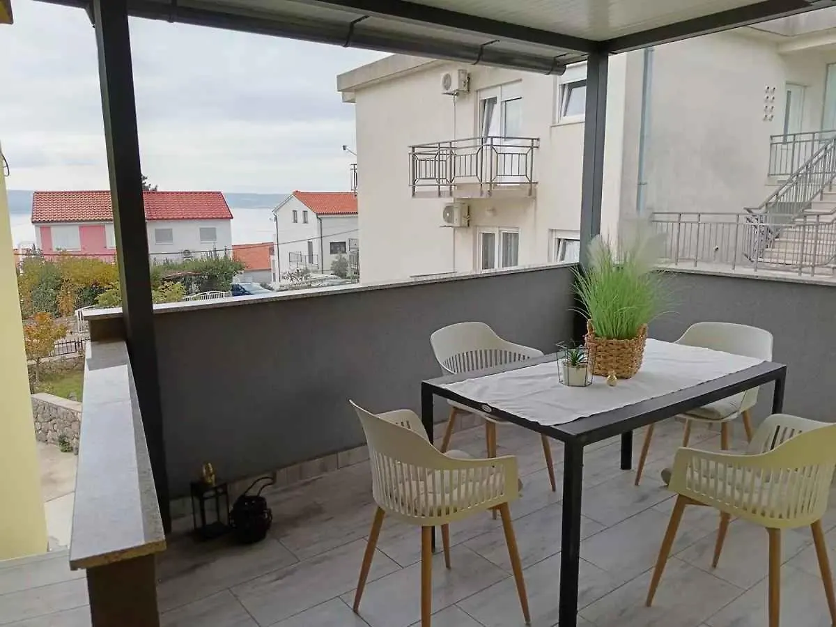 Two-Bedroom Apartment In Crikvenica Lxxxviii Dramalj